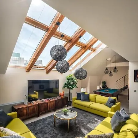 Apartmán Ac Luxury Loft Friends & Family Edition *