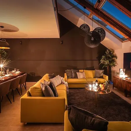 Apartmán Ac Luxury Loft Friends & Family Edition