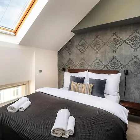Ac Luxury Loft Friends & Family Edition Daire